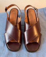 Sandales cuir bordeaux taille 41 très bon état
