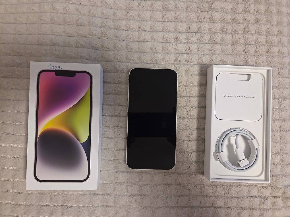 Telefoni cellulari / Smartphones: Apple iPhone 14 weiss128 GB – Usato da Baar venduto da dia2013