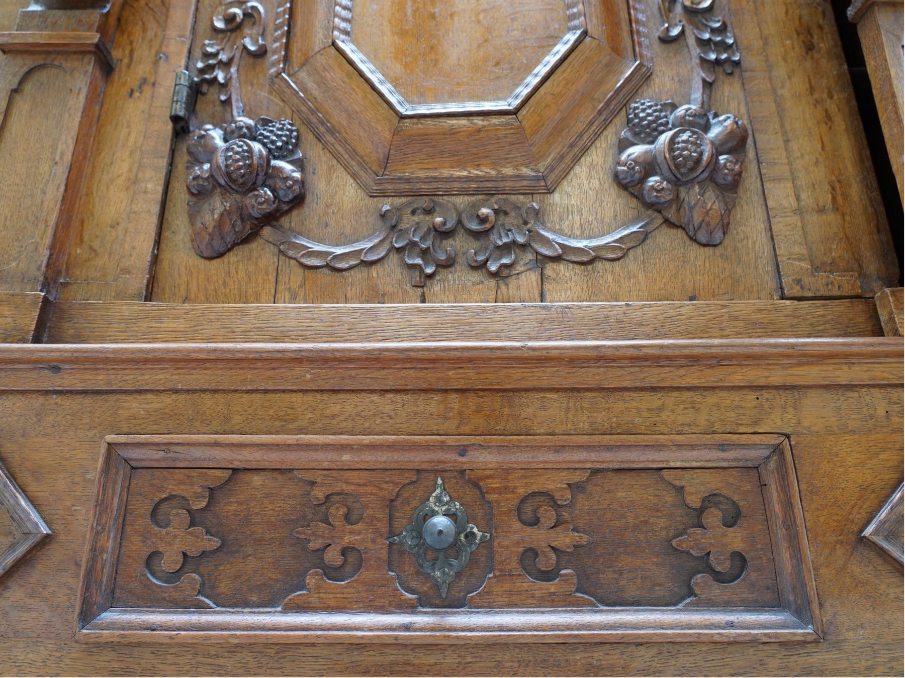 Armoires: Herausragender Ulmer Barockschrank – D'occasion à Bern par glasfaeh 4