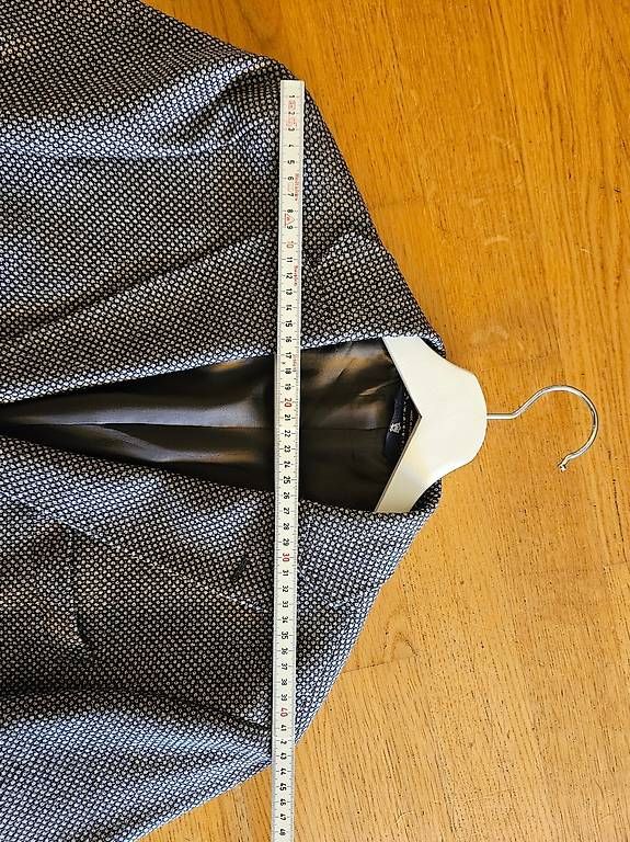 Vestes: Massimo Dutti Blazer Grau 46 – D'occasion à Basel par nav_h662 3