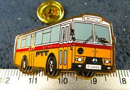 MALOJA PTT POSTAUTO PIN GEPRÄGT GOLDIG