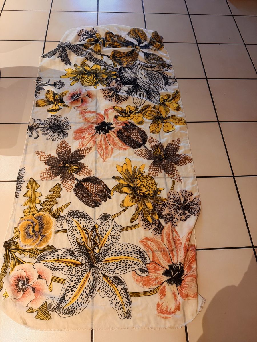 Foulards & écharpes: Foulard – D'occasion à Avry-sur-Matran par Anarda