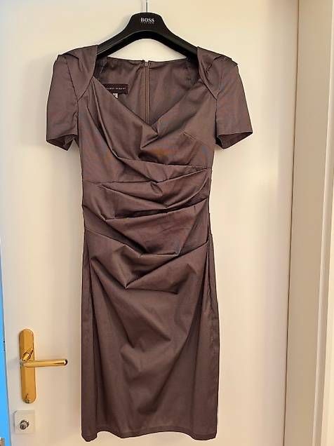 Talbot Runhof Vestiti: Talbot Runhof Cocktailkleid – Usato da Schindellegi venduto da Rosalie8 1