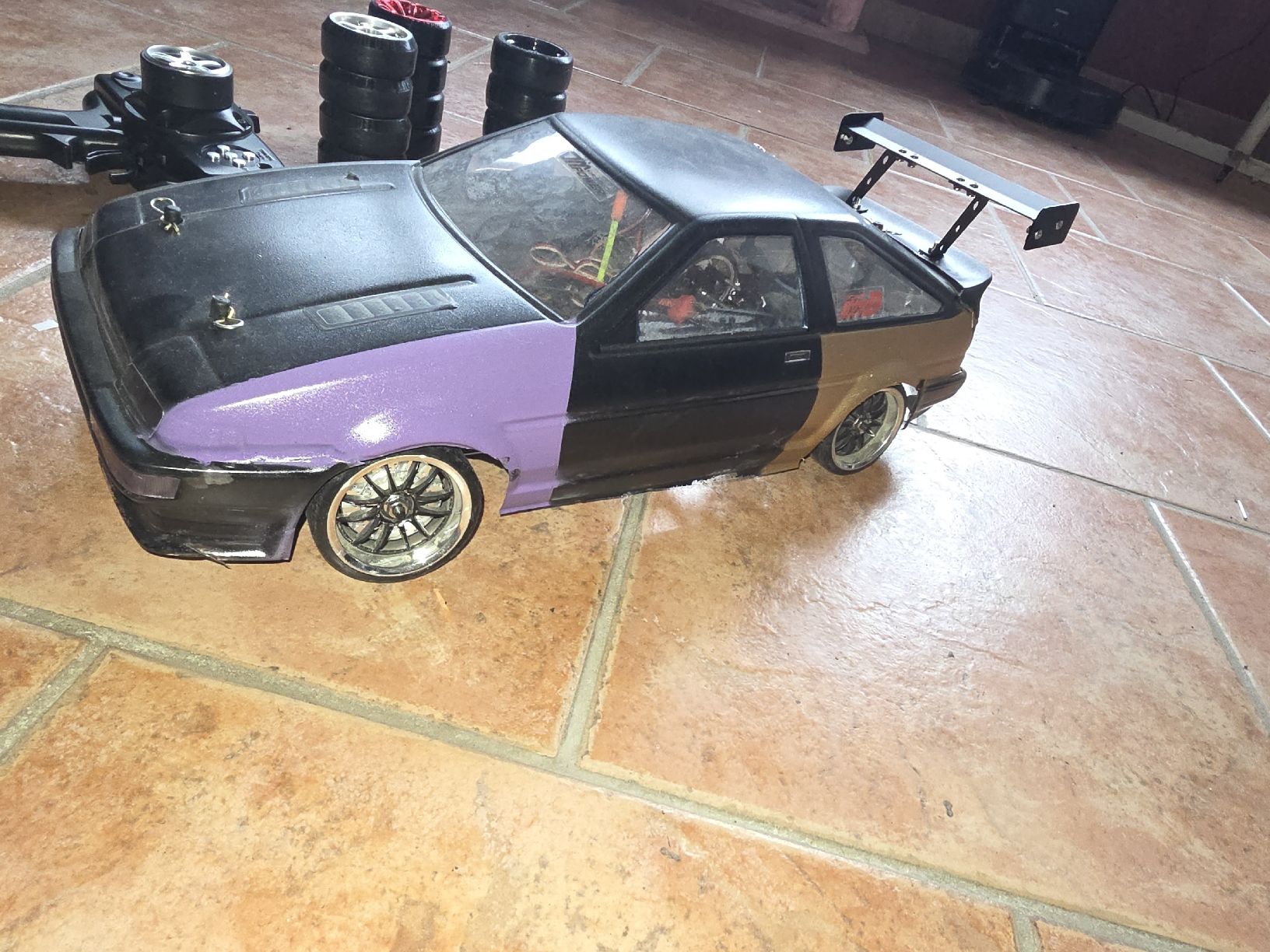 Team Magic Modellismo RC: rc driftcar von team magic – Usato da Safenwil venduto da mme_md5k 1