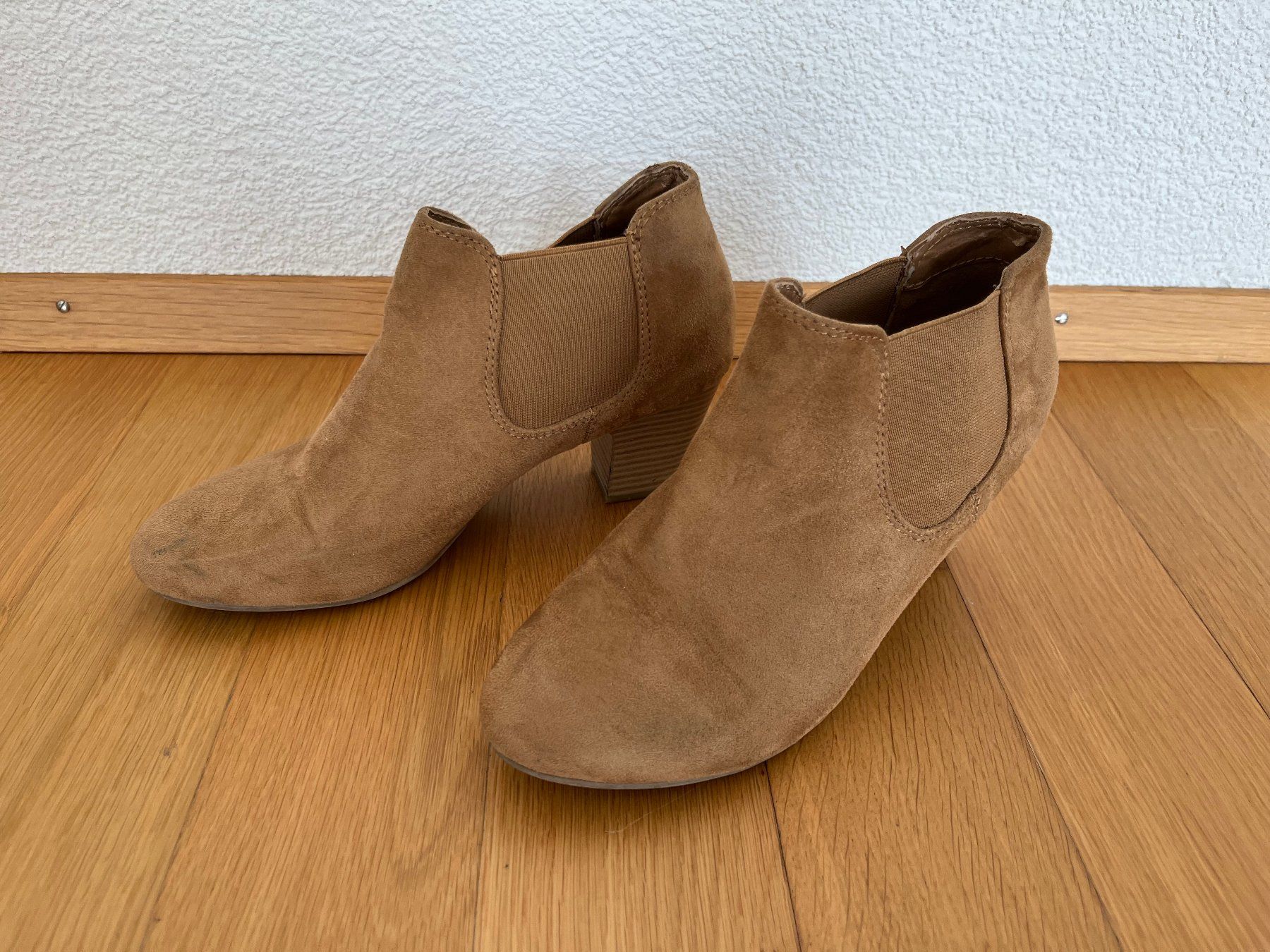 Graceland Scarpe da donna: Schuhe Stiefeletten Wildleder – Usato da Langenthal venduto da lauras00 1