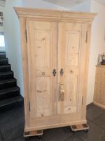 Antiker Bauernschrank aus Tannenholz 🌲 top restauriert