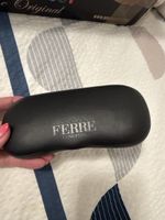 NEUWERTIG "FERRE" BRILLEN ETUI***PREISWERT***