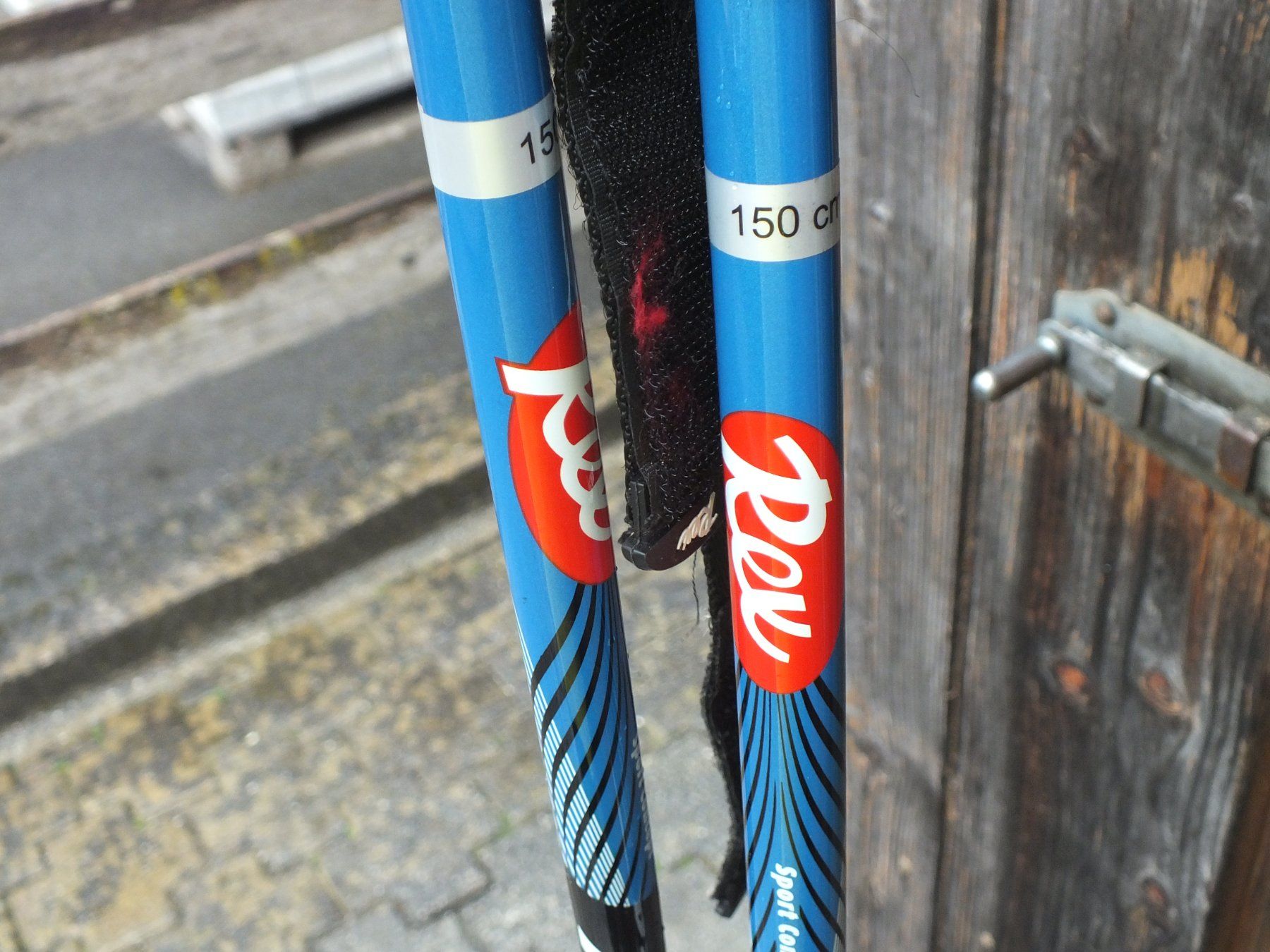 Atomic Skis: Langlaufski Atomic mit Schuhe – Gebraucht aus Kandergrund von hor_8xln 3