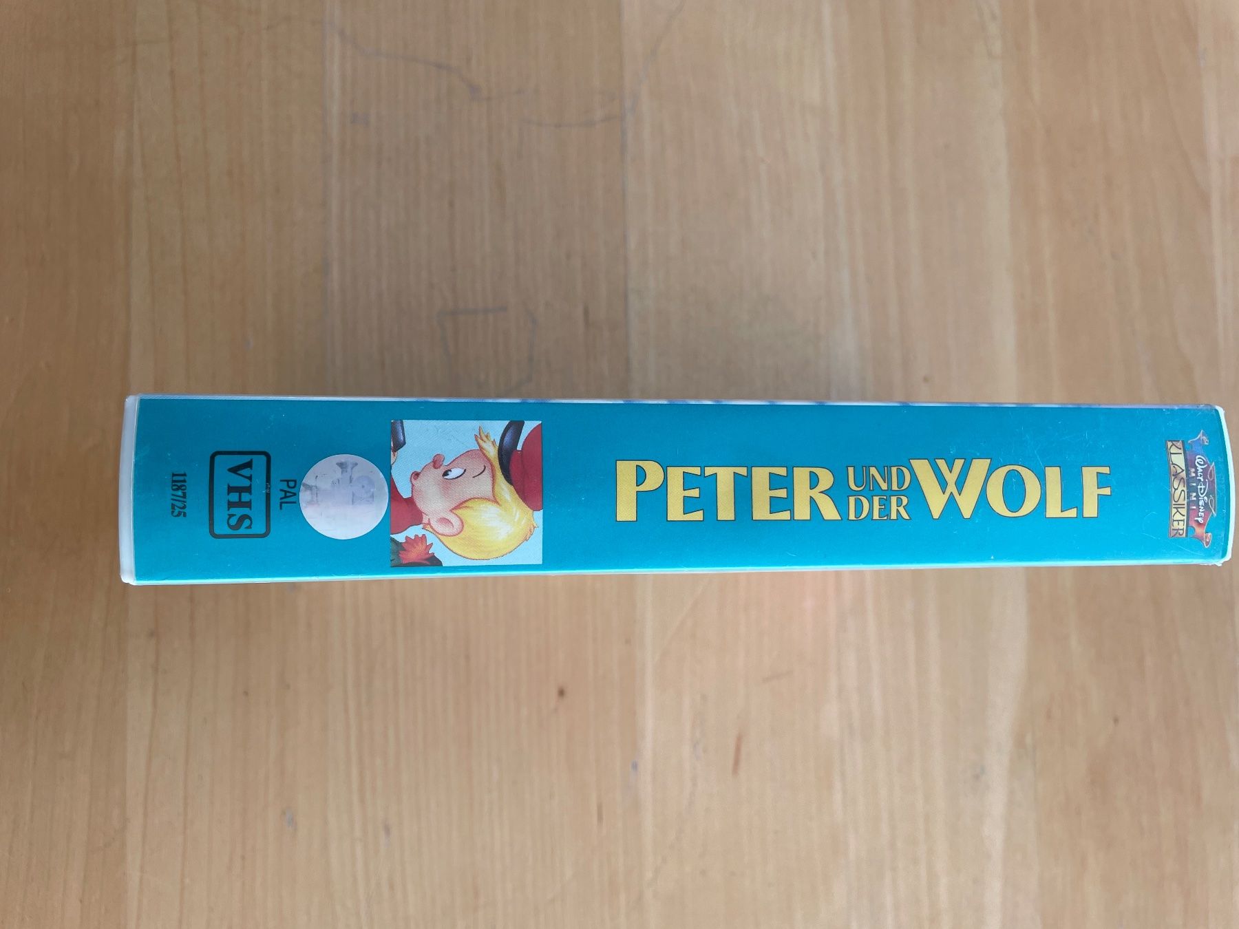 Alle VHS: VHS Peter und der Wolf – Gebraucht aus Zofingen von Hathoway 1