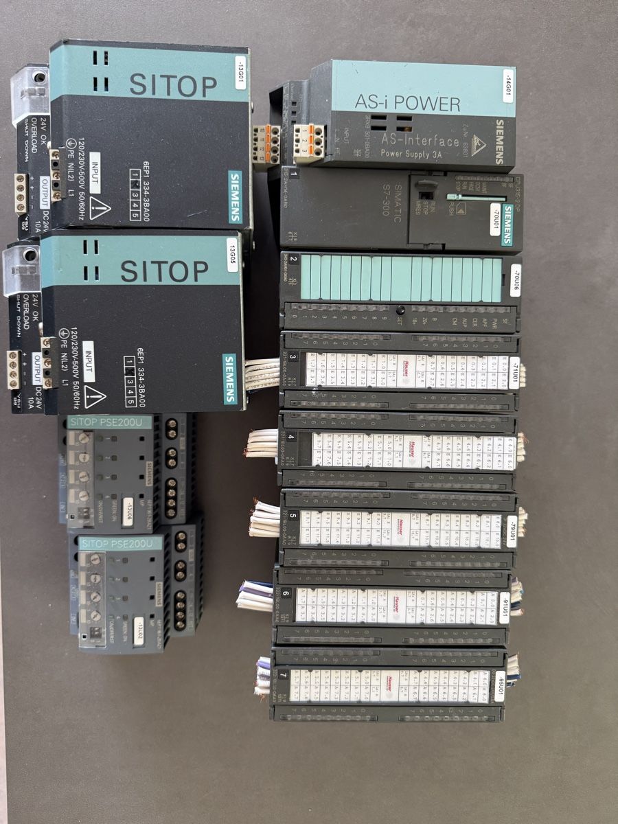 Siemens Componenti elettronici: Siemens SIMATIC S7-300 SPS Paket CPU315-2DP + SITOP + Module – Usato da überstorf venduto da hol_625d