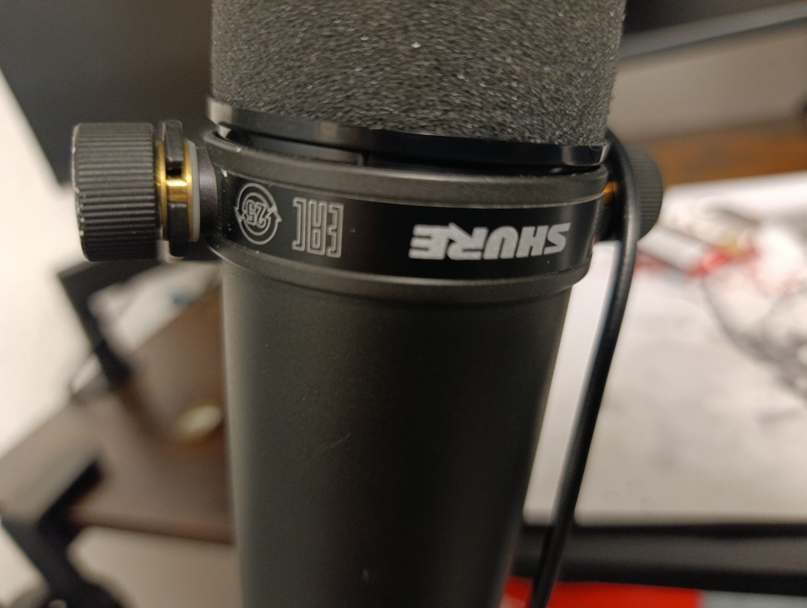 Shure Microphones: Microphone Shure SM7B + Bras Elgato Low profil – D'occasion à Develier par chr_s2d2 1