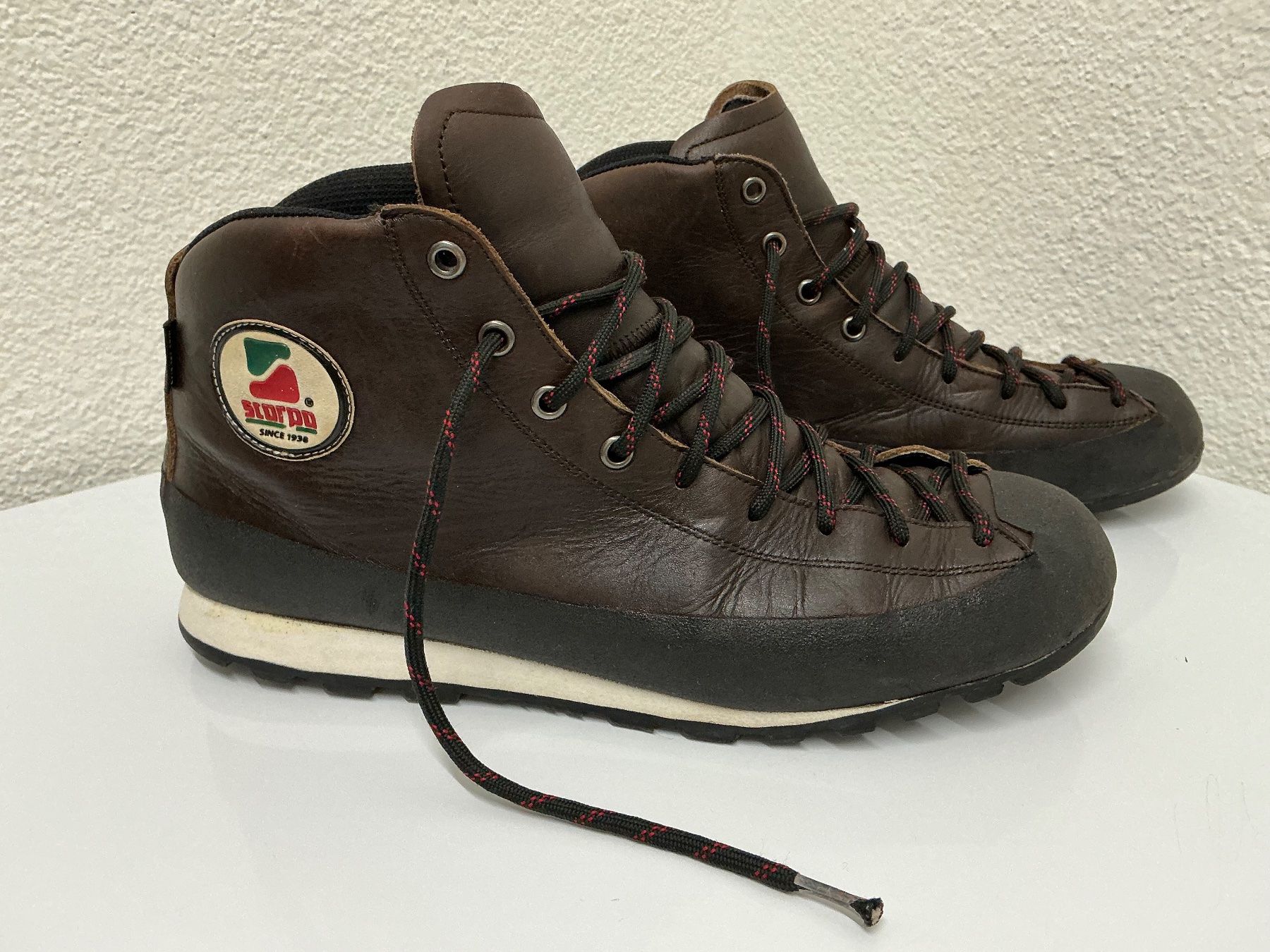 Scarpa Herrenschuhe: SCARPA Mojito Basic Mid / Leder Wanderschuhe – Gr. 43 (27.5) – Gebraucht aus Siebnen von mac_8tmv 2