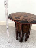 Kleiner Octagon Beistelltisch mit Bemalung Vintage 38cm
