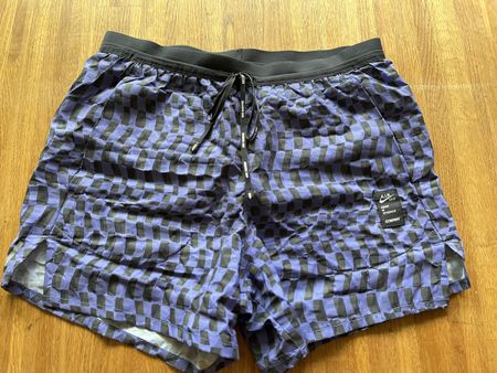 Nike Air Dri-FIT Shorts, Grösse S, special edition