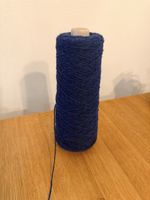 Dunkelblaues Garn, ideal zum Stricken oder Basteln, 594g