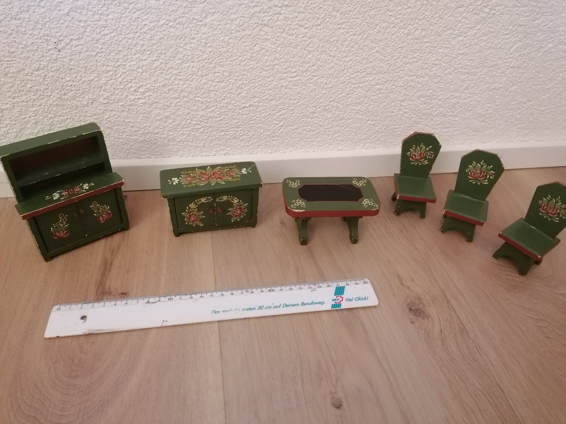 Puppenhäuser & -möbel: Handbemalte Puppenmöbel – Gebraucht aus Krauchthal von Nati_H 6