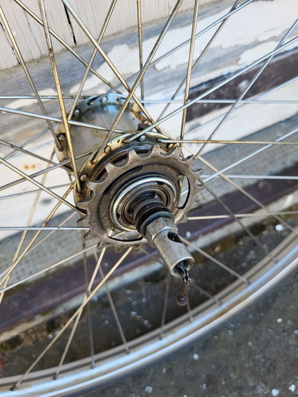 Raleigh Ersatzteile: Raleigh Hinterrad 3Gang – Gebraucht aus Riehen von tamola67 1