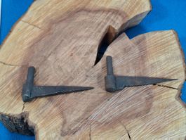 2 antike Einschlag Kloben (0.9cm), Schmiedeisen (3759#TBS1)