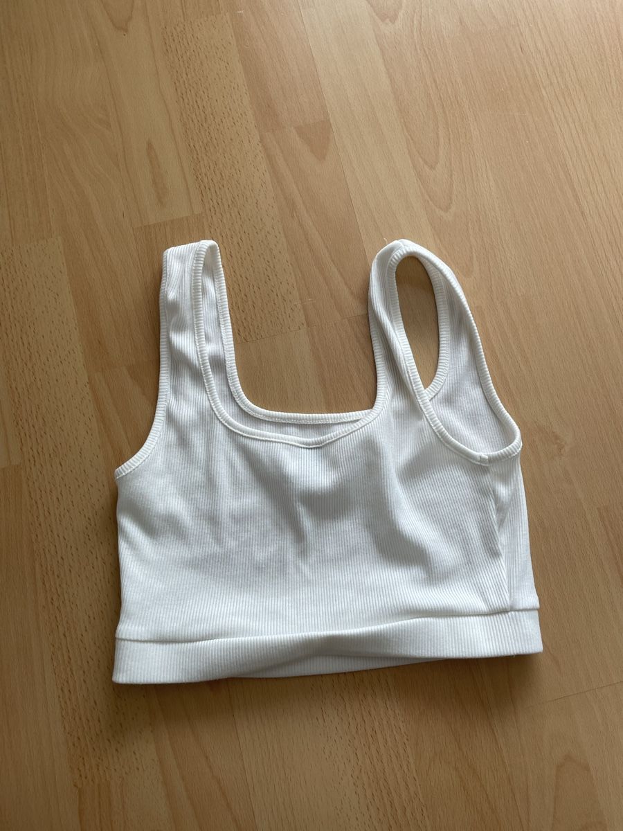 Top: Kurzes Top von Shein – Usato da Ebikon venduto da van_qg5n