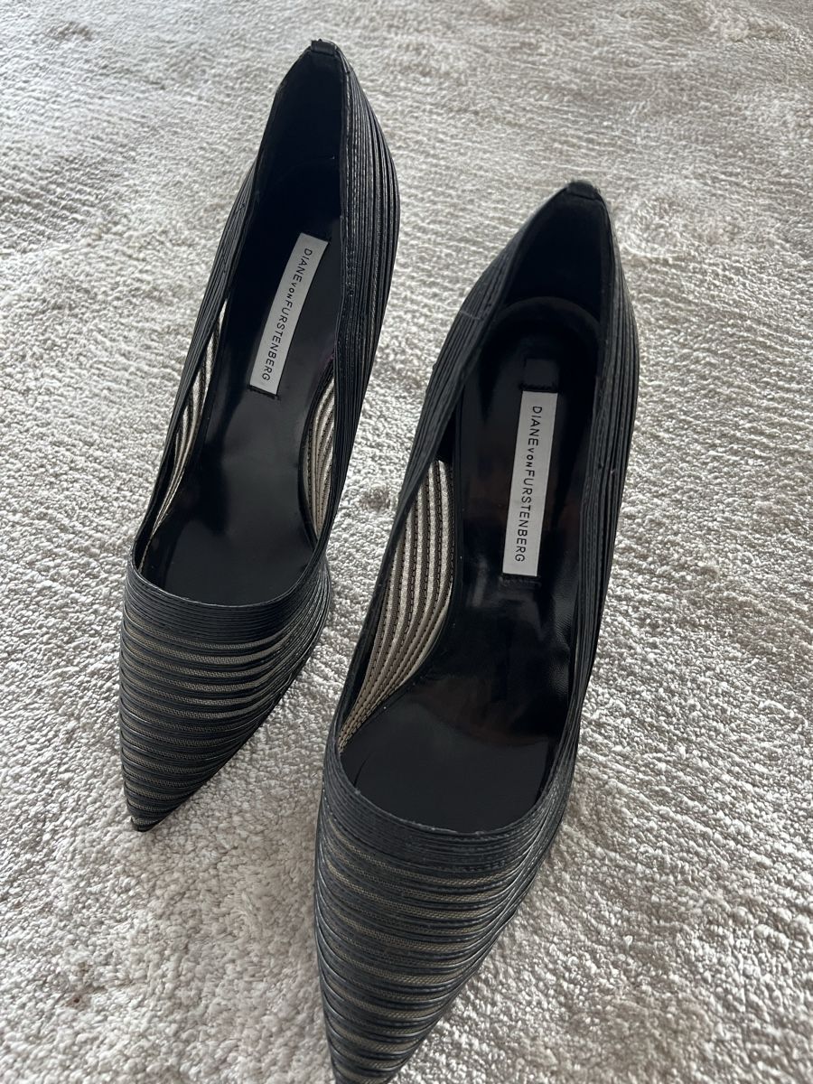 Diane von Furstenberg Damenschuhe: Pump Diane von Furstenberg, Gr. 38 – Neu (gemäss Beschreibung) aus Bottmingen von Jerry_03