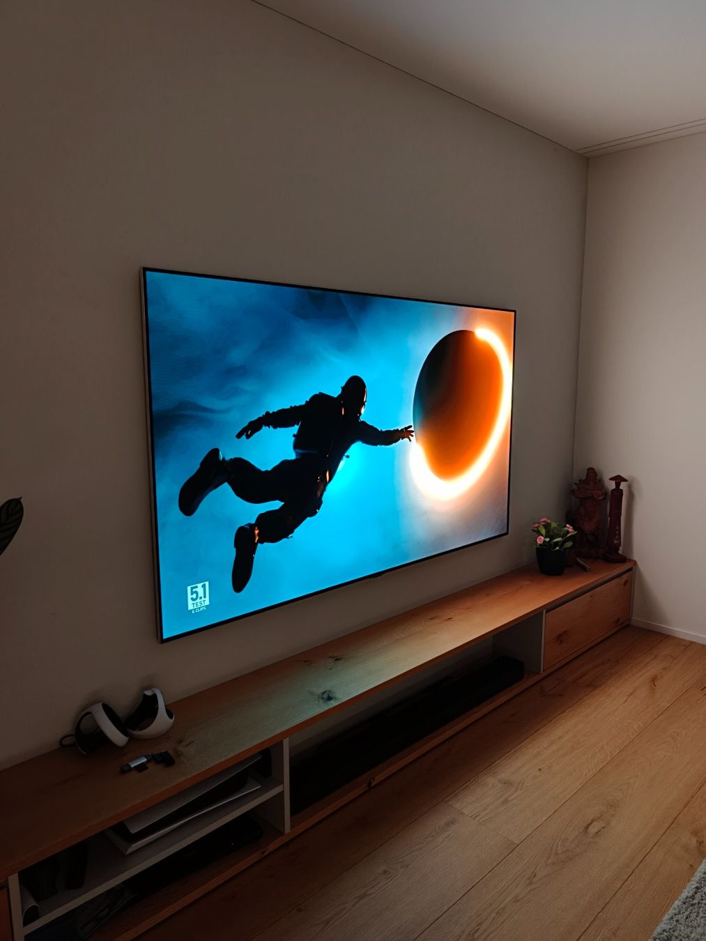 LG Appareils TV: LG Oled 83Zoll G4 – D'occasion à Zell LU par landolt4 5