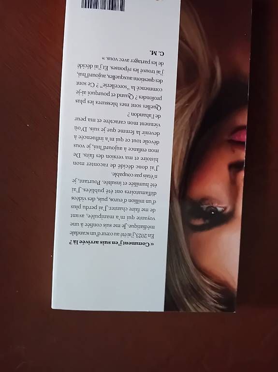 Livres: Livre de Carla Moreau – D'occasion à Neuchâtel par malk03 1