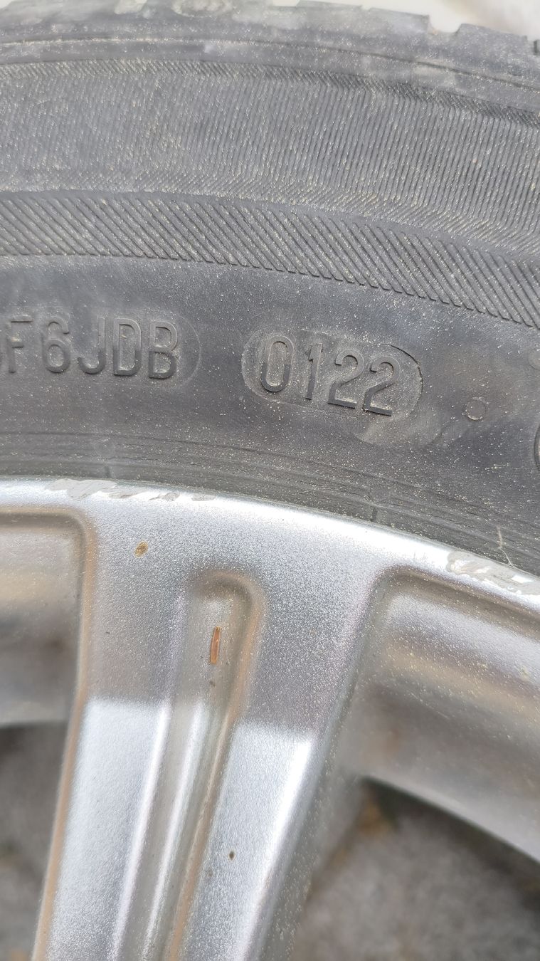 Cerchioni: jantes borbet 14" – Usato da Verbier venduto da Bayomateo 6