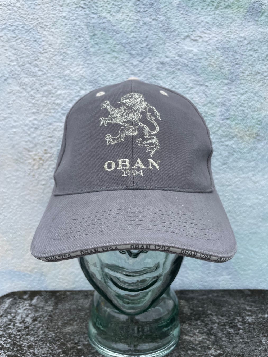 Copricapi, berretti & cappellini: Vintage Y2K Cap Whisky Oban – Usato da Zürich venduto da le_souk