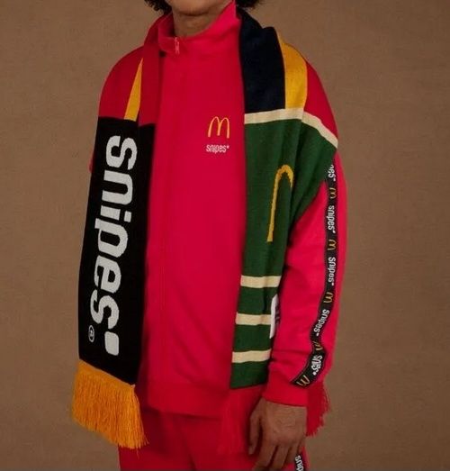 Foulards, Tücher & Schals: SNIPES x McDonald's Scarf – Neu und originalverpackt aus Genève von tacoma08