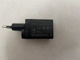 USB-C 20W Power Adapter