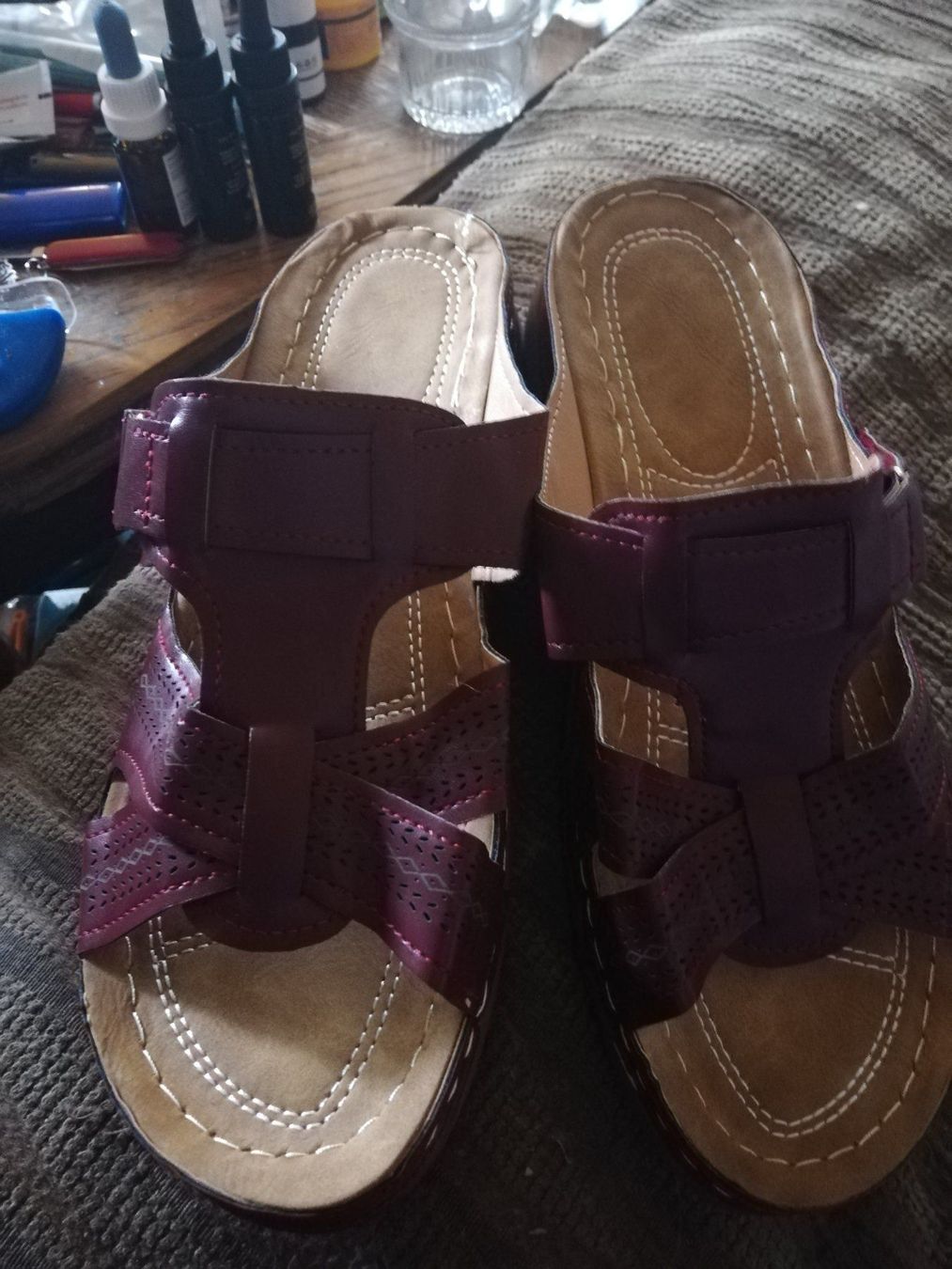 Damenschuhe: Damen Sandalen – Neu und originalverpackt aus Stansstad von kam_5wgj