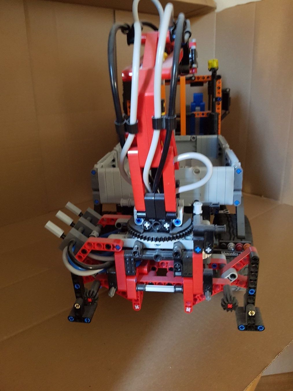 Lego Baukästen: LEGO Technic MB Unimog U400 8110 – Gebraucht aus Sirnach von Schte001 4