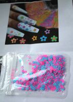 Nail Nageldesign Flower Power Nägel pink 90er Blumen Punkte