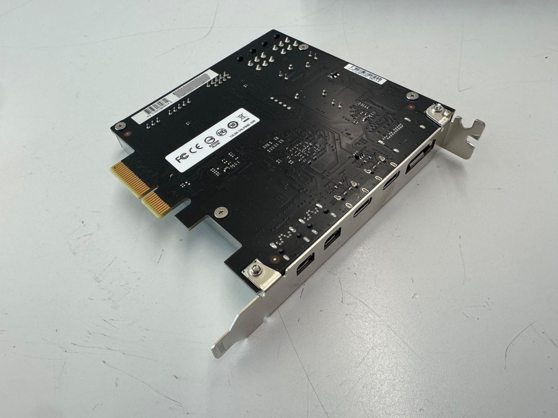 Unità & Adattatore: Gigabyte GC-TITAN RIDGE 2.0 – Usato da Bremgarten AG venduto da joker_eat_world 1