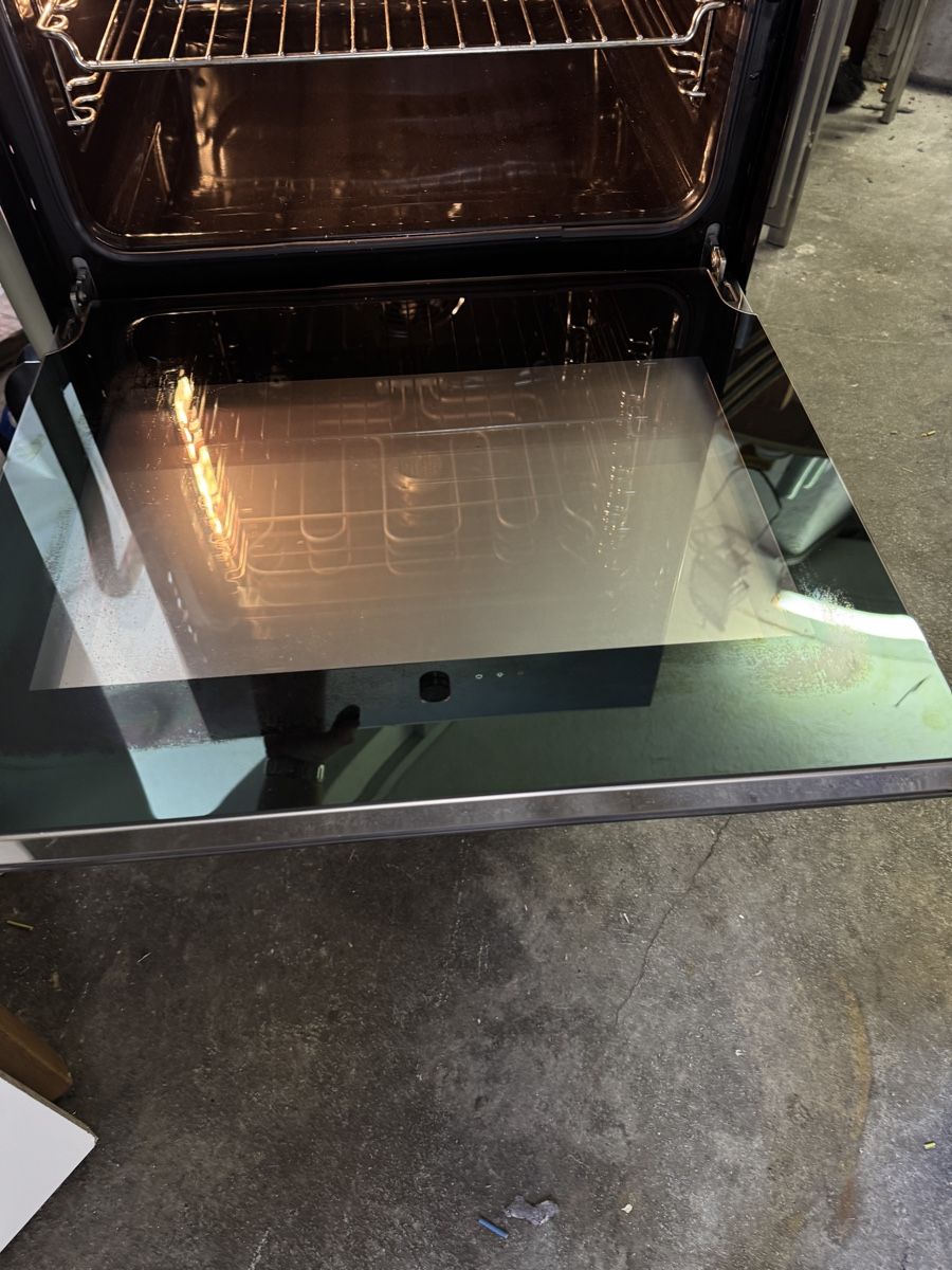 V-Zug Forni: V Zug Backofen Combair SL Design ChromeClass – Usato da Wald ZH venduto da nes_7lgm 4