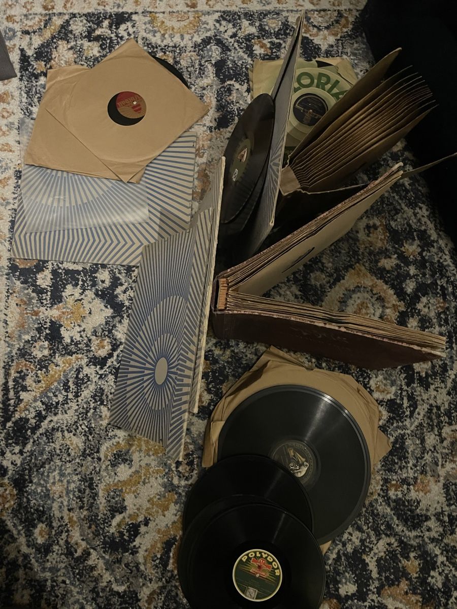 Vinyles: Ab 5.- !! 44 Stk. Konvolut Schellackplatten – D'occasion à Zürich par Campi1000 1