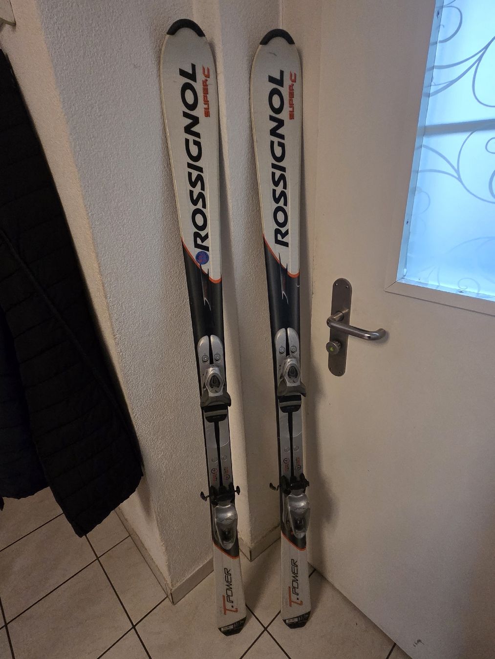 Rossignol Sci: Rossignol Super C Ski, 160cm – Usato da Büttenhardt venduto da Cardman
