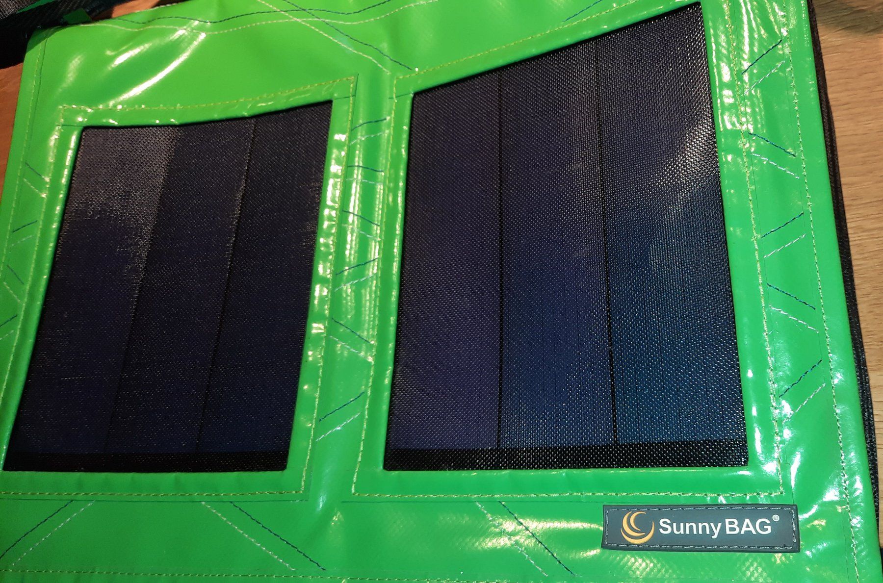 Borse: Sunny Bag Tasche Solar Strom Sonne USB – Nuovo (secondo la descrizione) da Hedingen venduto da Zwackul 2
