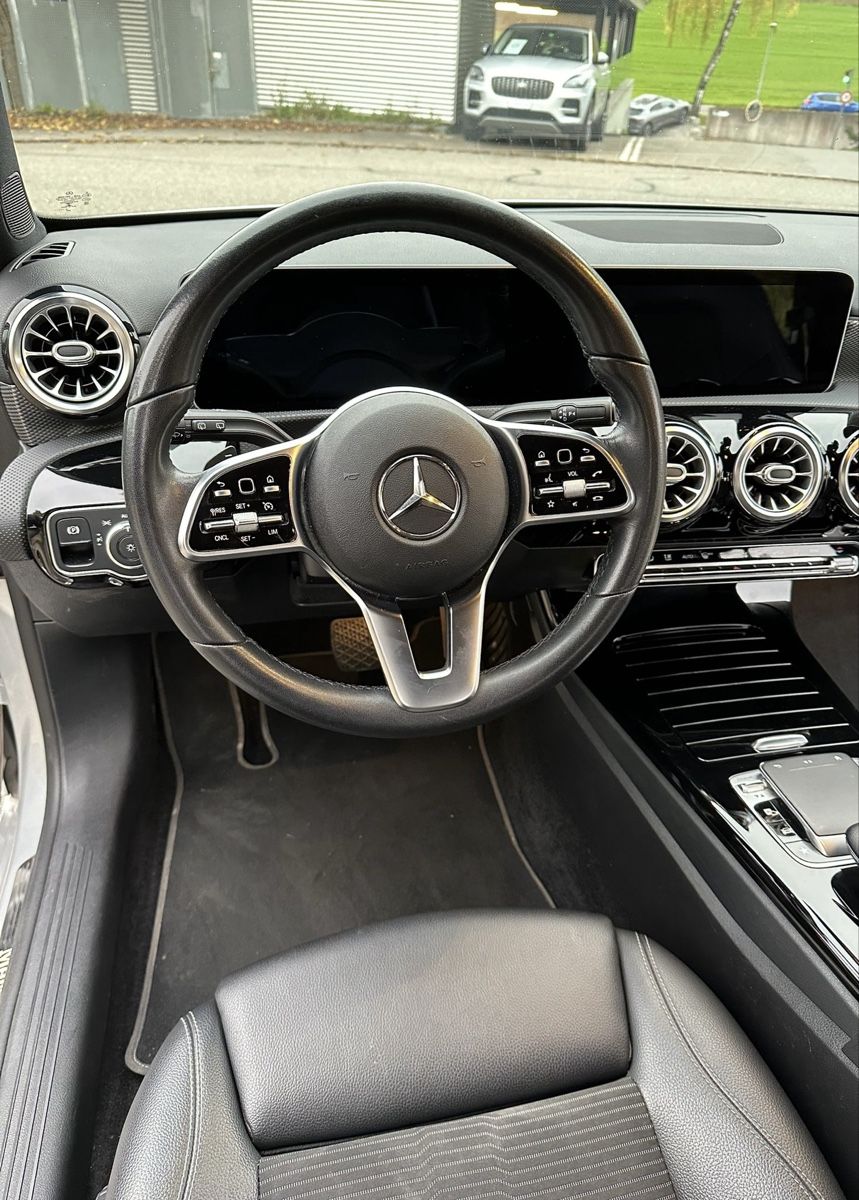Mercedes-Benz Automobili: Mercedes Benz A.klasse 180d – Usato da st.gallen venduto da arism22 8