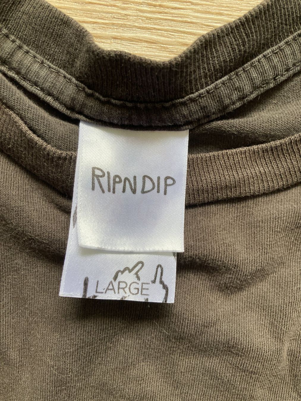 Ripndip T-shirt: T-shirt Ripndip Taille L – Usato da Delémont venduto da Nico2800 2