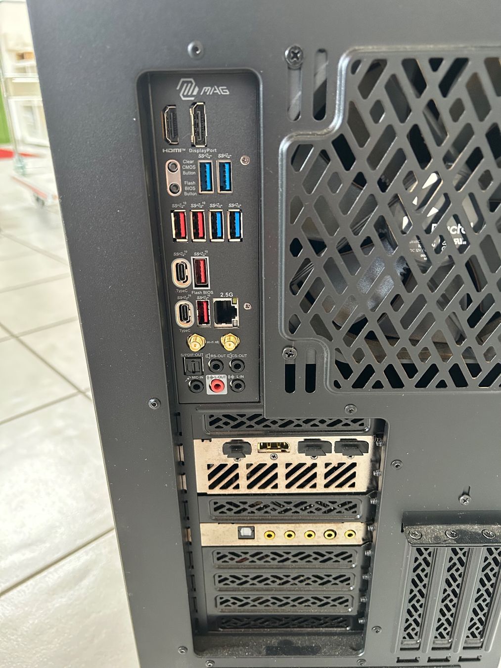 PCs: Highend Computer inkl. Bildschirm – D'occasion à Bichelsee par dan_n5t5 4