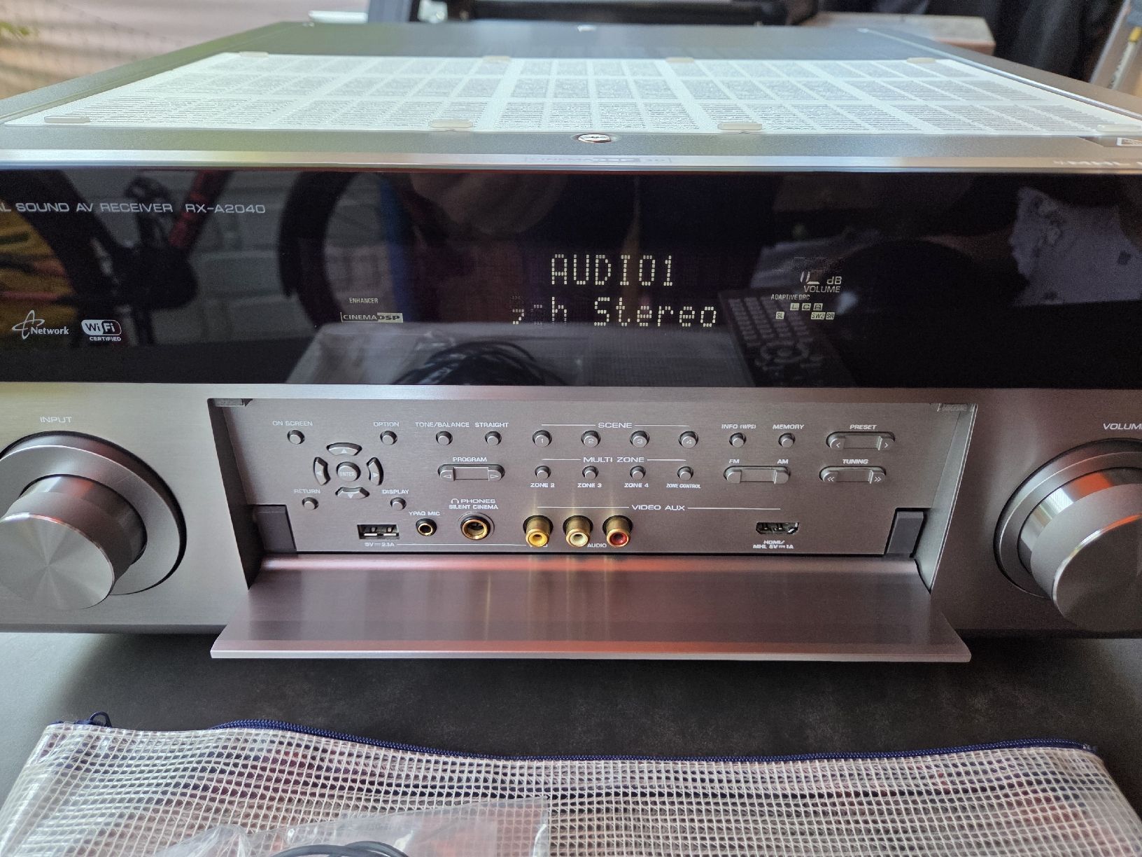 Yamaha Heimkino: Yamaha RX-A2040 AV Receiver silber – Gebraucht aus Arbon von Mamamia13 4