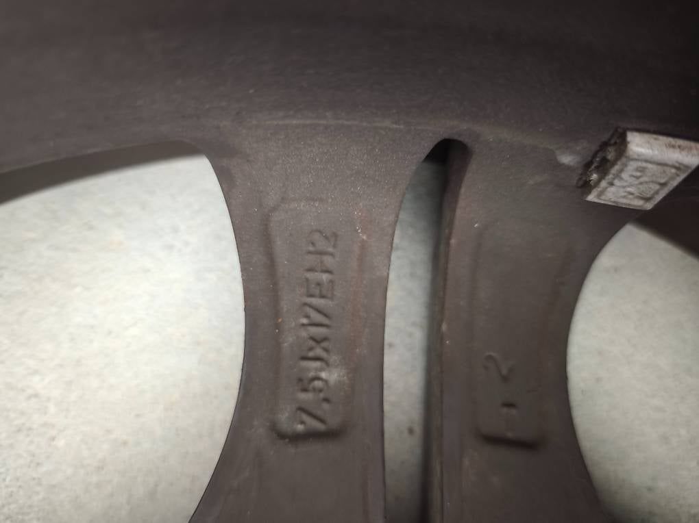 Cerchioni: BMW E36,E46,E90 Original Alufelgen. – Usato da Zihlschlacht venduto da rad_vvm9 2