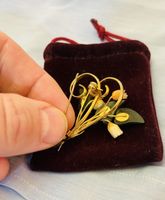 Elegante spilla vintage con fiori e foglie, idea regalo