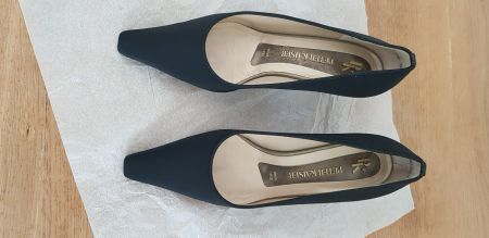 Pumps Peter Kaiser : Élégants Escarpins Noirs