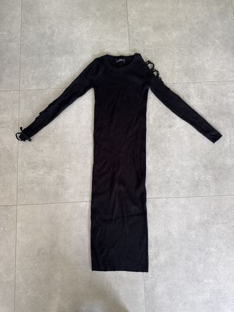 Schwarzes Strickkleid von Zara mit Schnürdetails, S