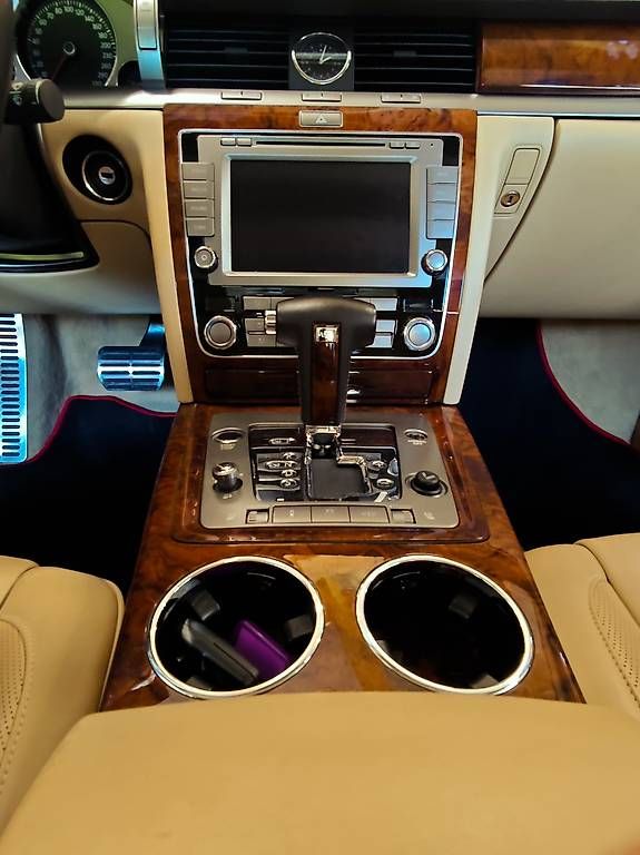 VW Autos: VW Phaeton L 4.2 V8 4Motion – D'occasion à Schlossrued par RS_handwaerch77 6