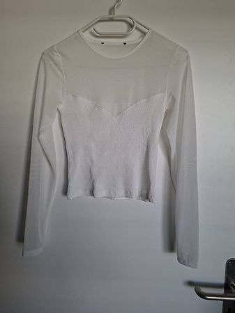 Weisses Oberteil mit transparentem Decoleté / Grösse 36