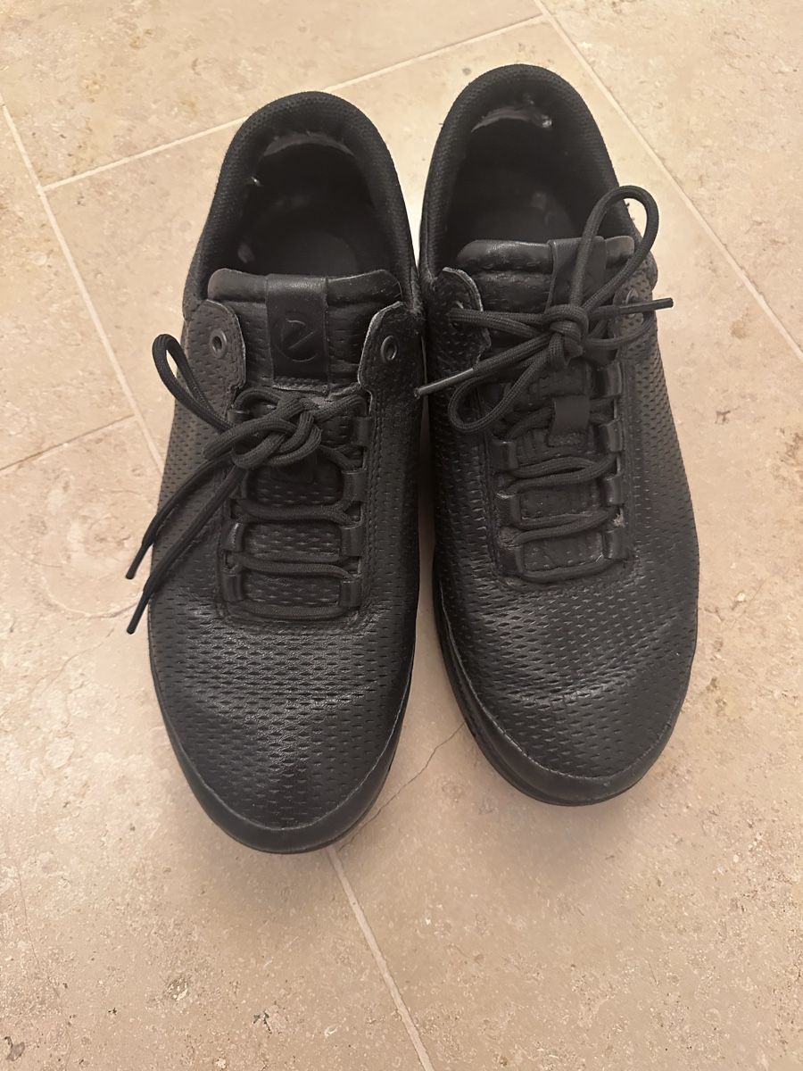 Ecco Chaussures hommes: Sneakers GoreTex Ecco 41 – D'occasion à Zürich par casiana 1