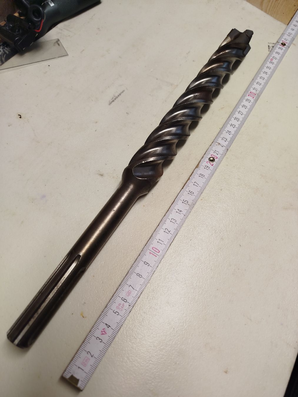 Tutti gli attrezzi: SDS-Max Hammerbohrer 32 mm – Nuovo (secondo la descrizione) da Züberwangen venduto da Bbaron